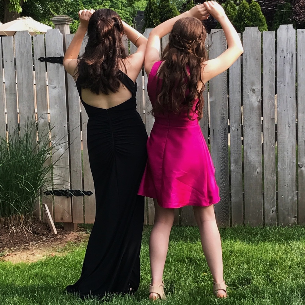 Macys Juniors Black and Gold Prom Dress Size 5 Juniors EUC - Picture 3 of 3